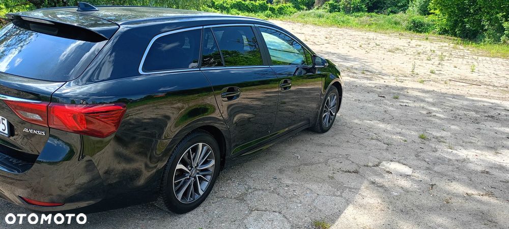 Toyota Avensis 1.8 Selection - 12