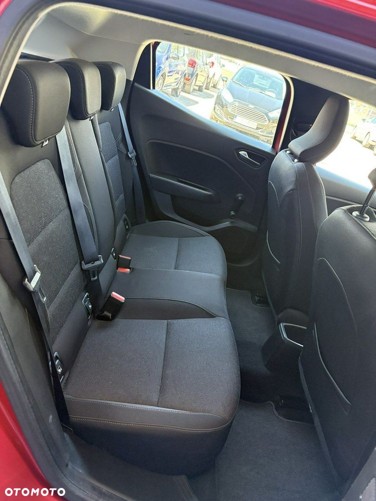 Renault Clio - 16
