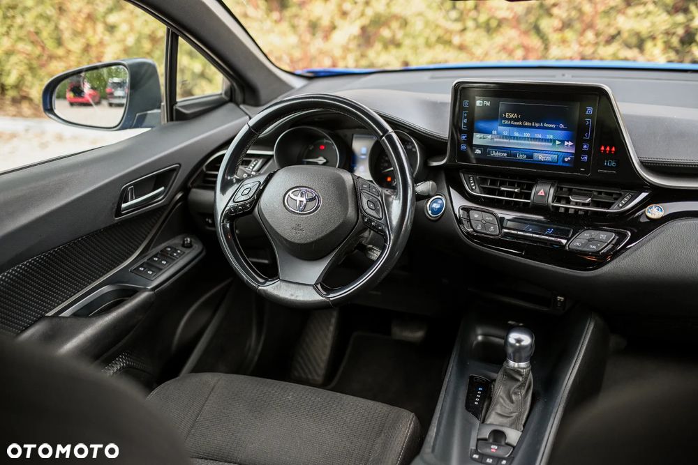 Toyota C-HR Business-Edition - 24