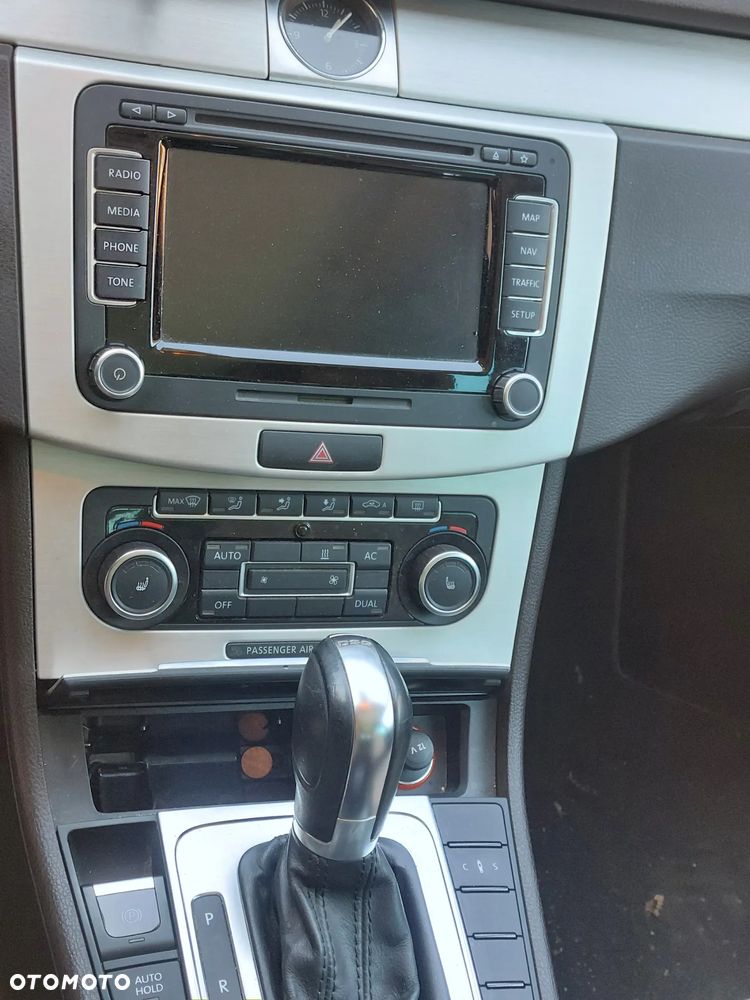 Volkswagen Passat 2.0 TSI DSG Business Edition - 8