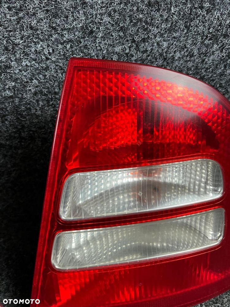 skoda octavia I lift hb lampa prawa  lewa tył tylna OE europa - 7