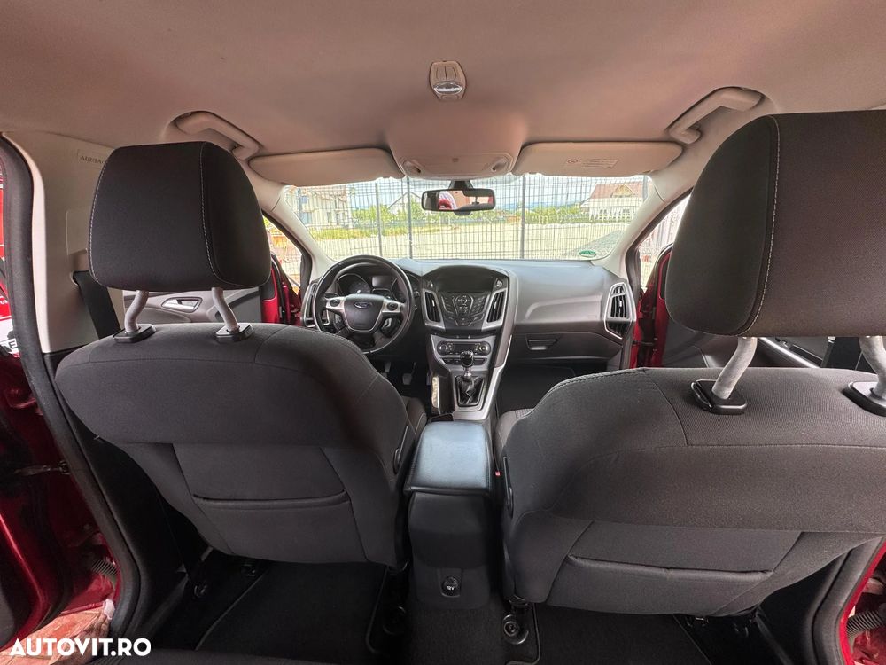 Ford Focus - 9
