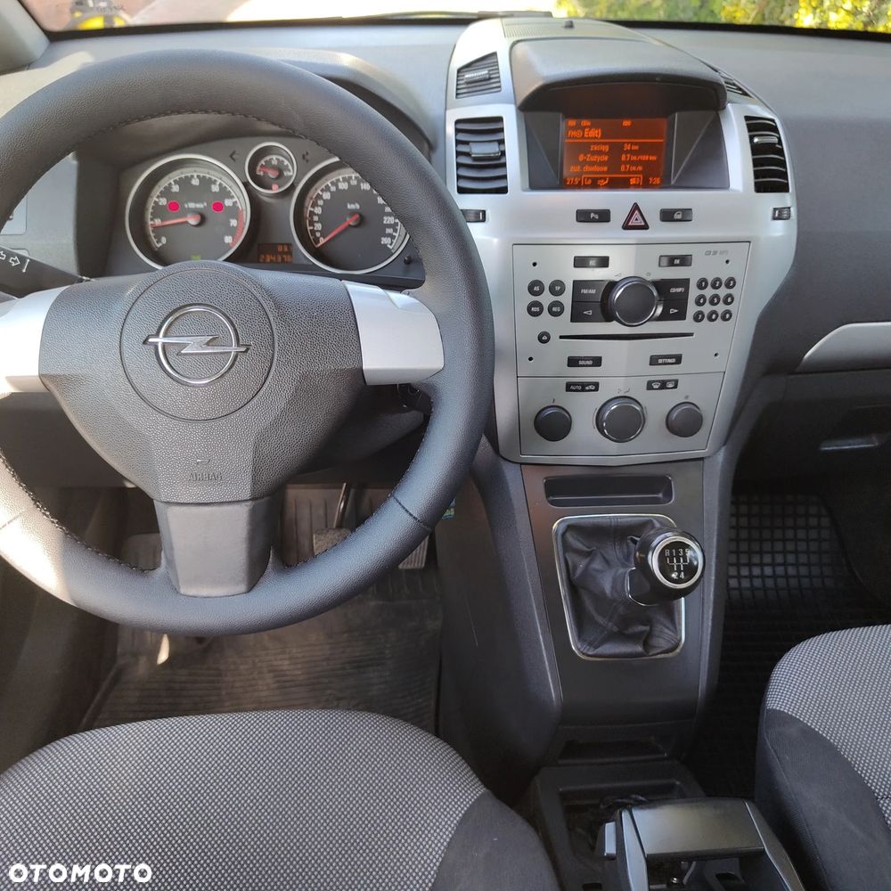 Opel Zafira 1.6 Cosmo EU5 - 8
