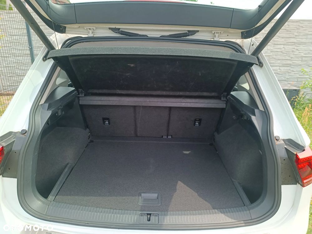 Volkswagen Tiguan 2.0 TDI SCR 4Motion (BlueMotion Techn.) DSG Highline - 29