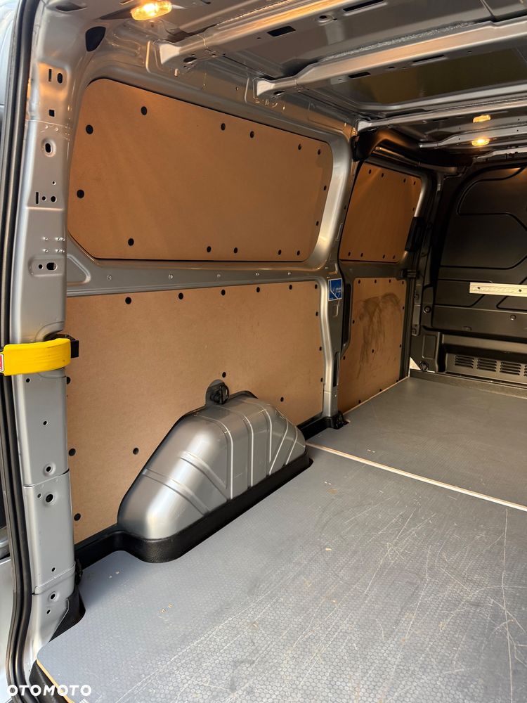 Ford Transit Custom - 27