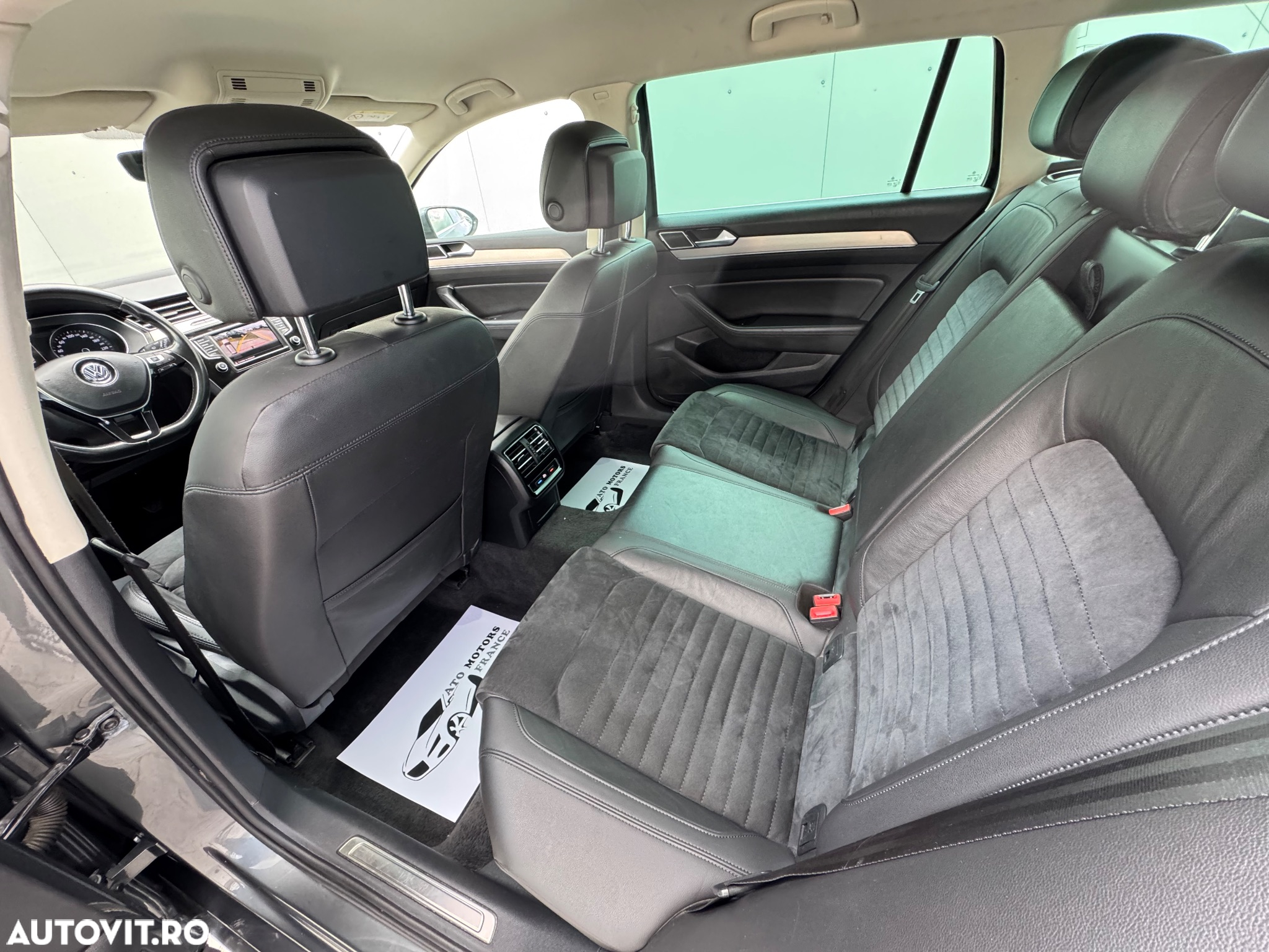 Volkswagen Passat Variant 2.0 TDI (BlueMotion Technology) Highline - 7