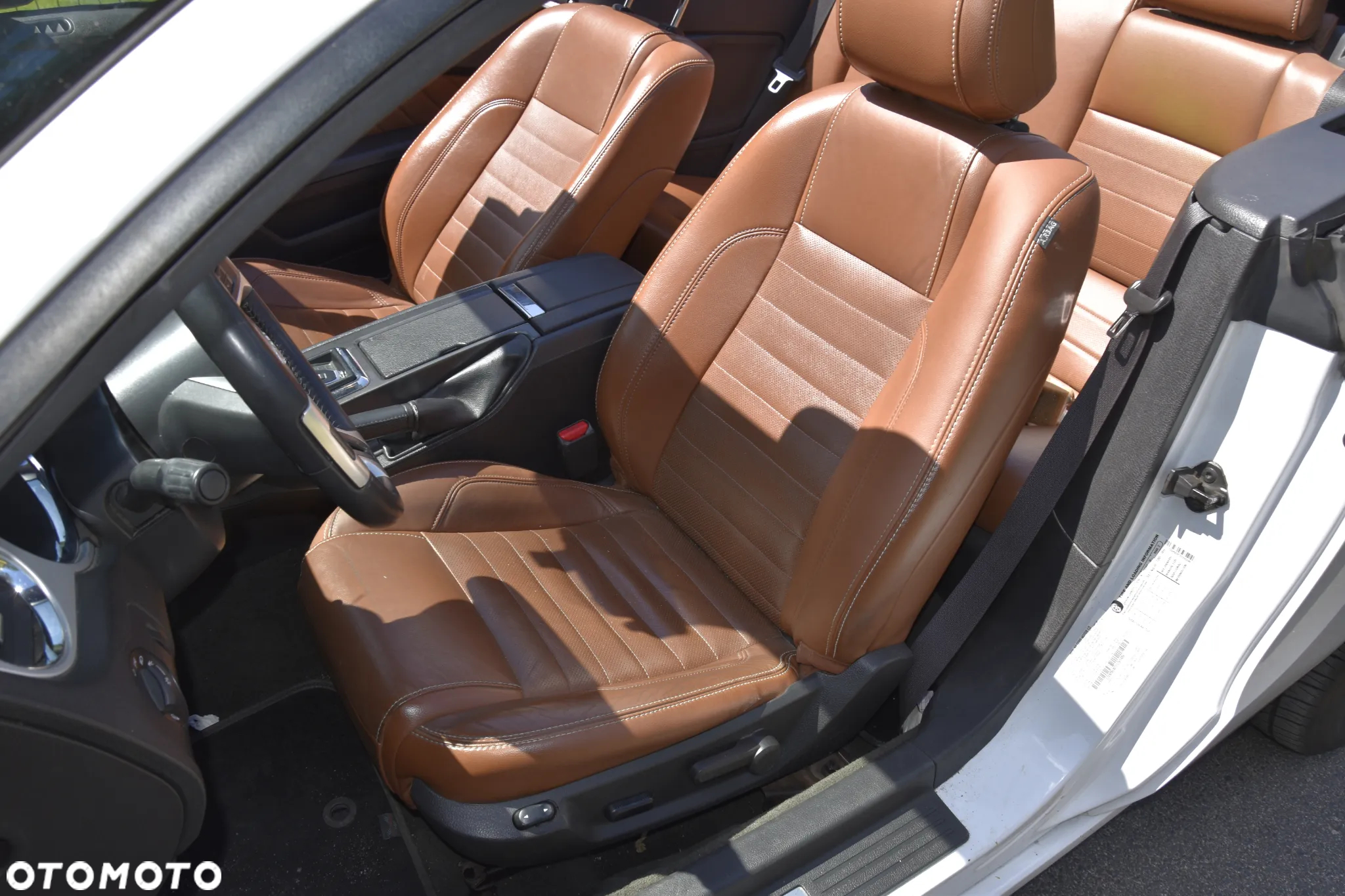 Ford Mustang 3.7 V6 Premium - 5