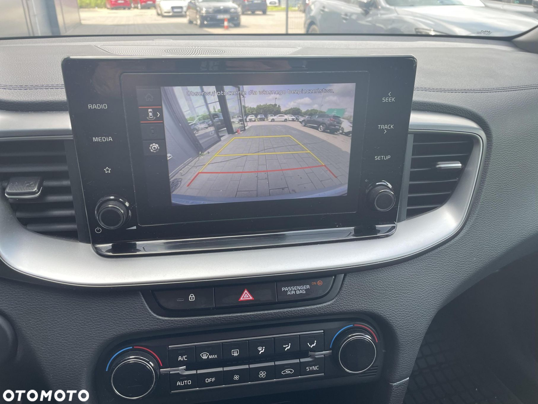 Kia Ceed 1.5 T-GDI M - 22