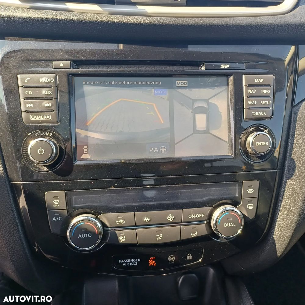 Nissan Qashqai 1.6 DCI DPF Start/Stop tekna - 11