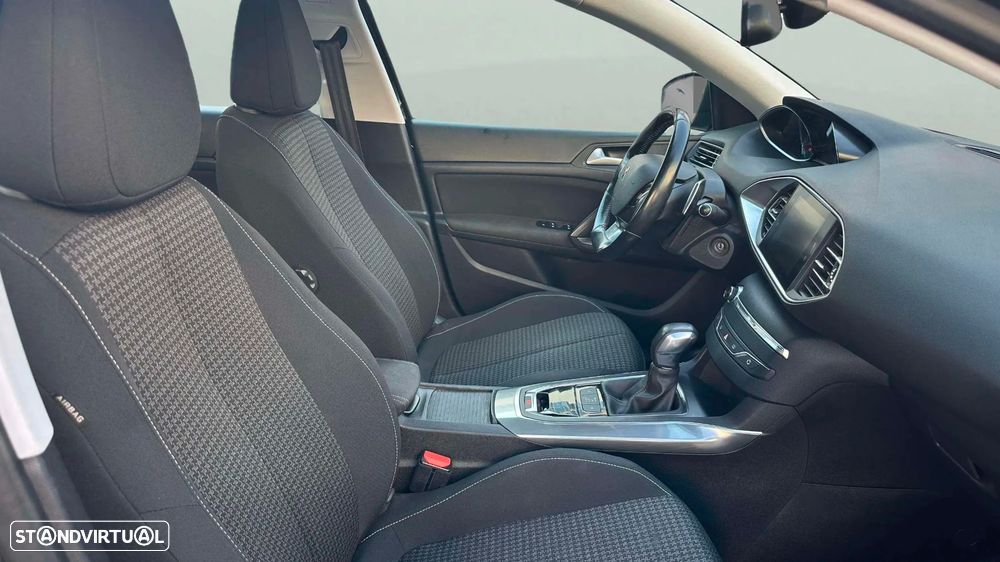Peugeot 308 SW BlueHDi 130 EAT6 Stop & Start Allure - 13