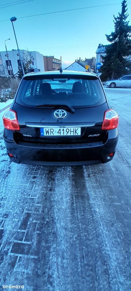 Toyota Auris 1.33 VVT-i - 9