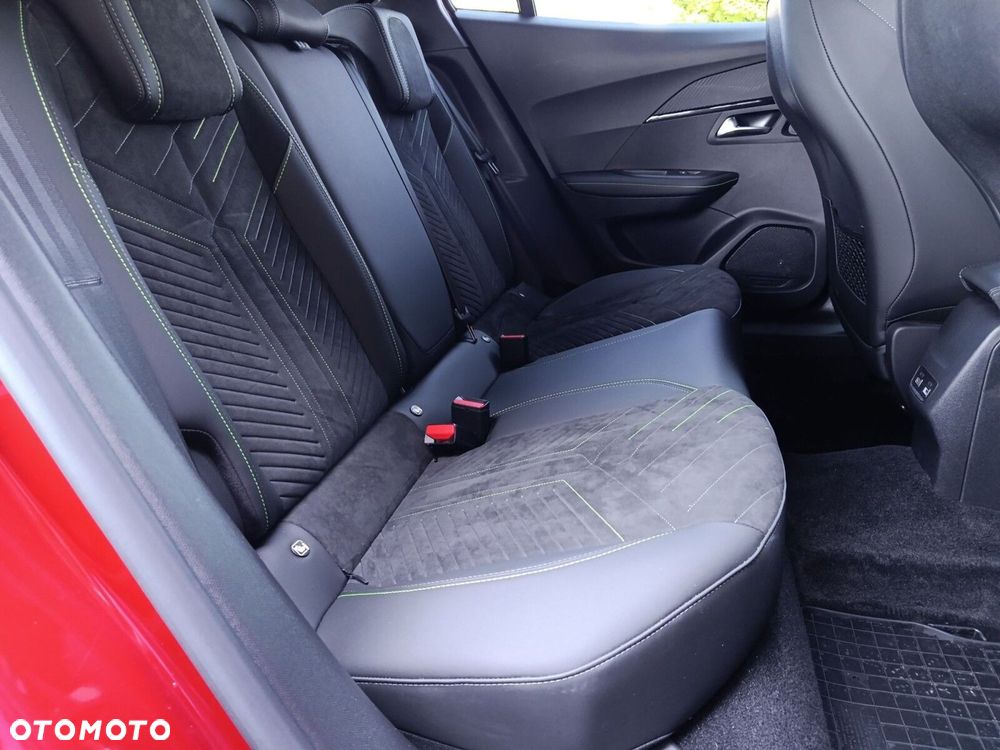 Peugeot 2008 1.2 PureTech GT S&S EAT8 - 15