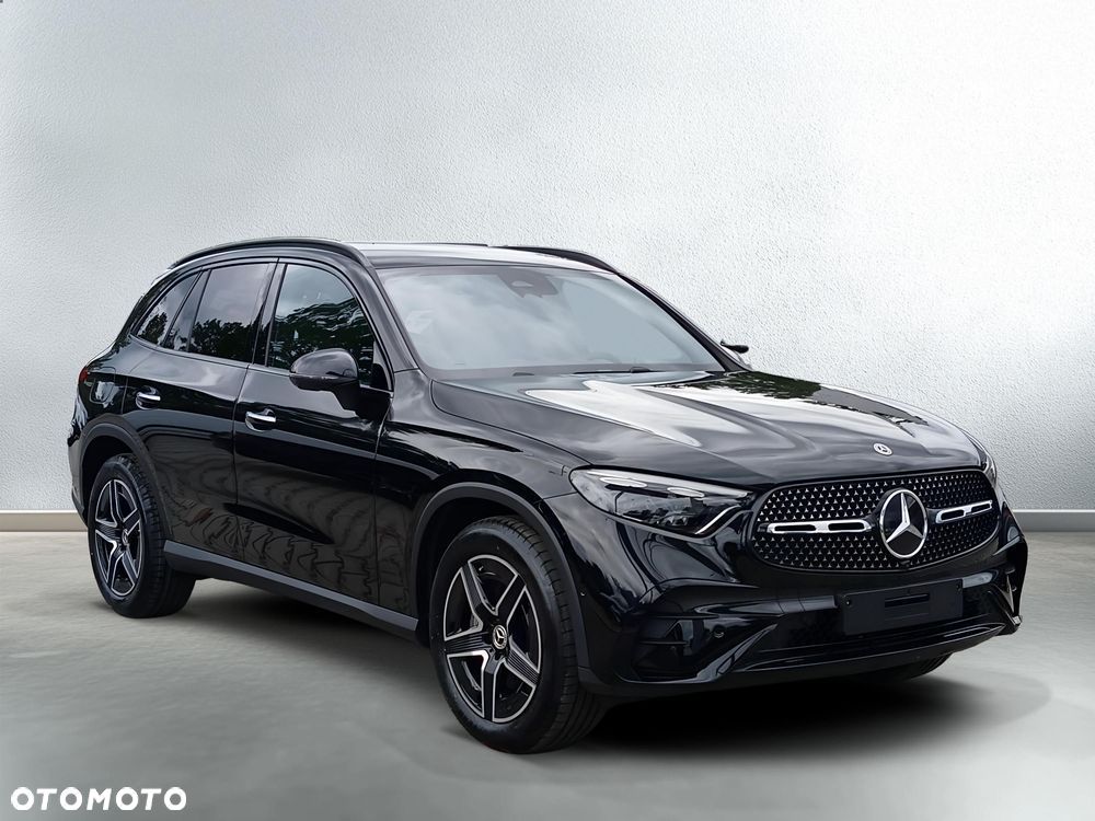Mercedes-Benz GLC 220 d mHEV 4-Matic AMG Line - 4