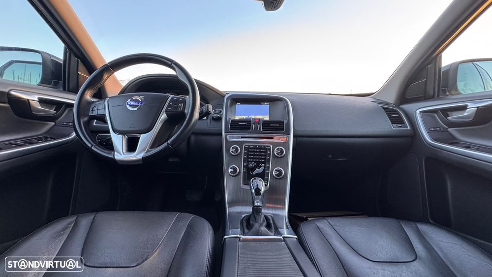 Volvo XC 60 2.0 D3 Summum Geartronic - 5