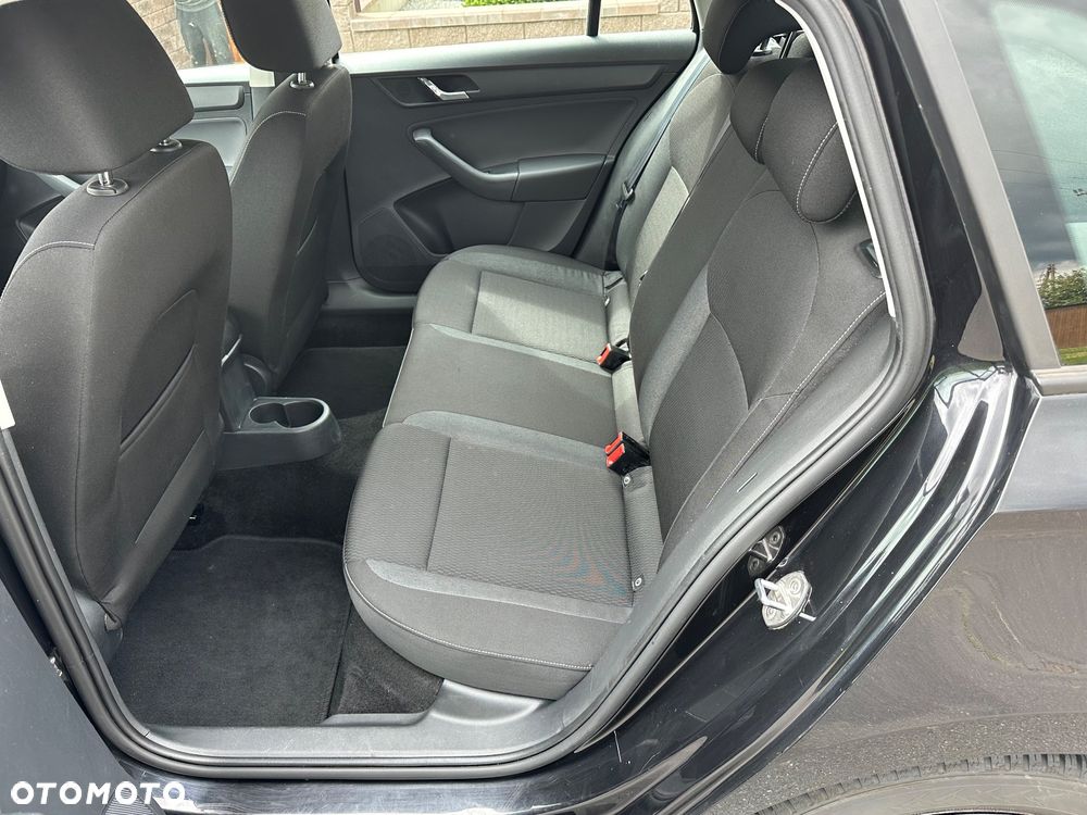 Skoda RAPID 1.6 TDI Edition - 11