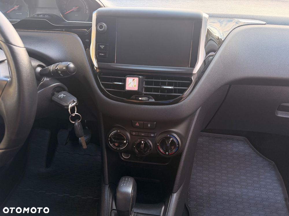 Peugeot 208 HDi 68 Like - 22