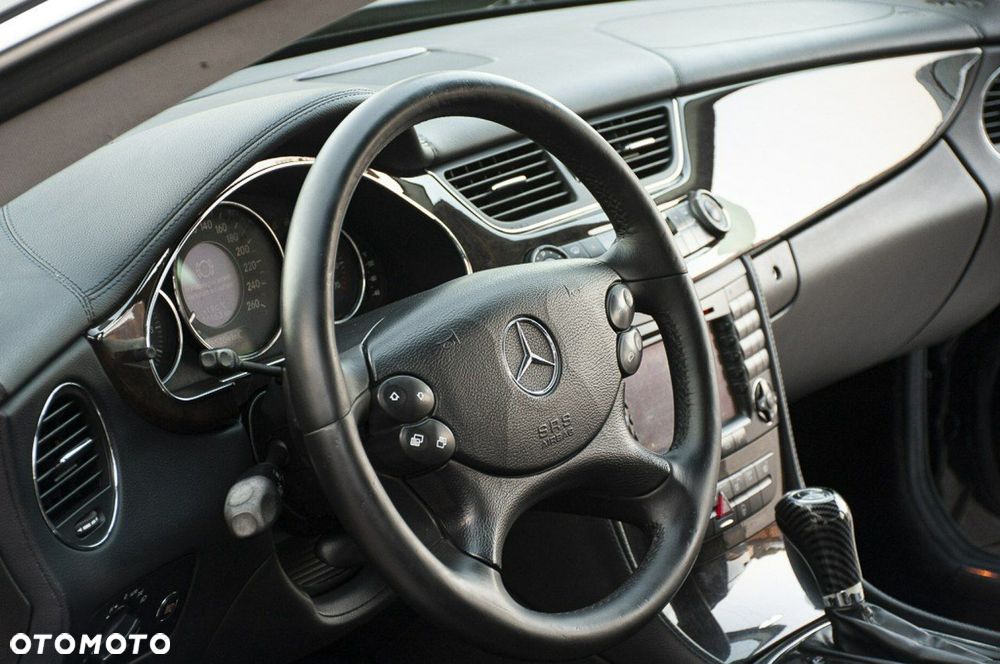 Mercedes-Benz CLS 500 7G-TRONIC - 16