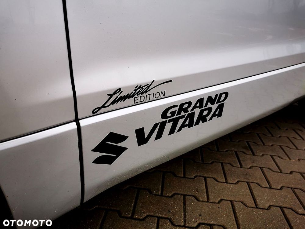 Suzuki Grand Vitara 1.9 DDiS De luxe - 24