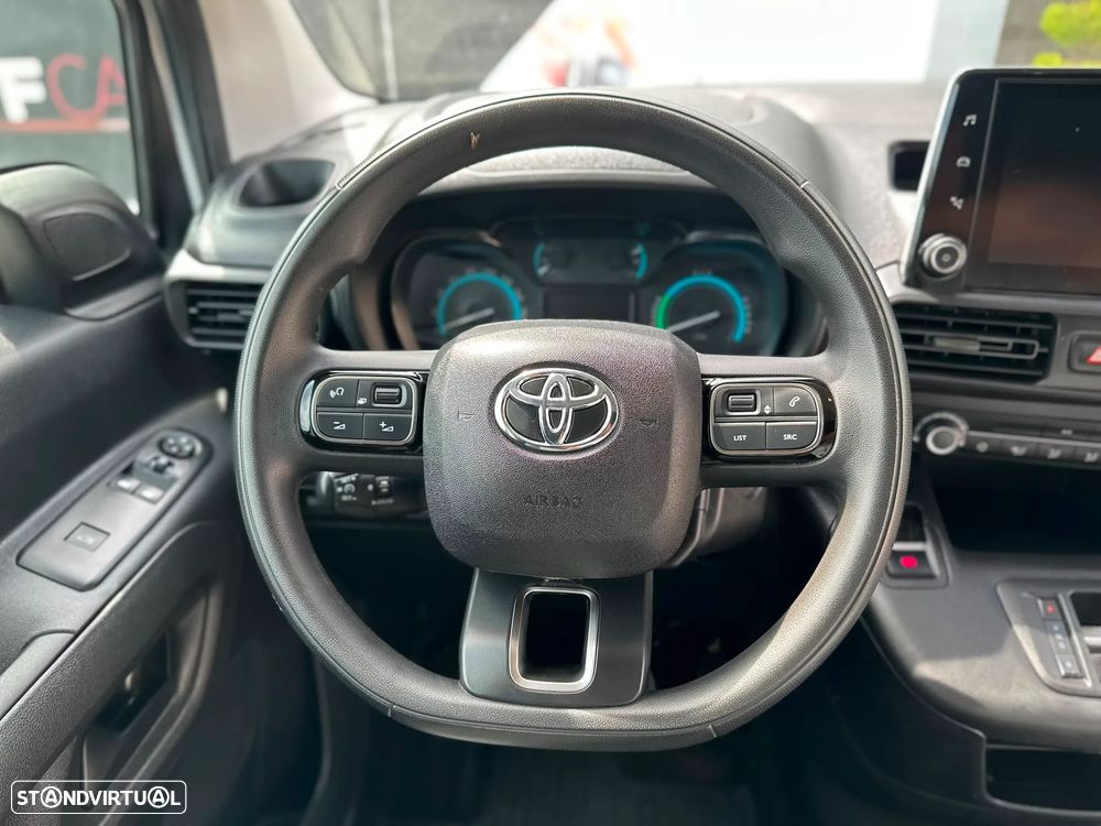 Toyota Proace City - 19