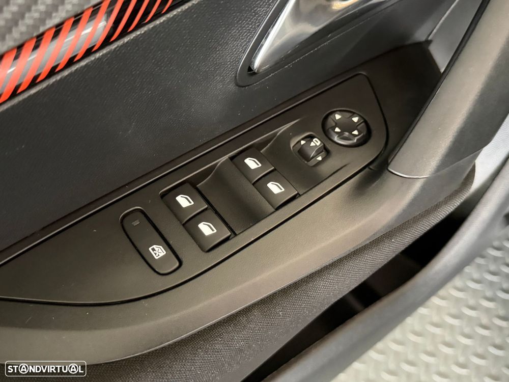 Peugeot e-2008 50 kWh Active Pack - 15