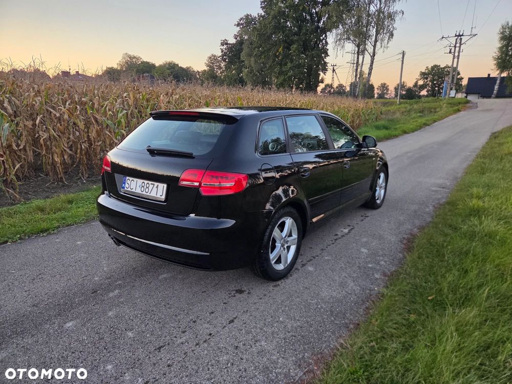 Audi A3 Sportback - 4