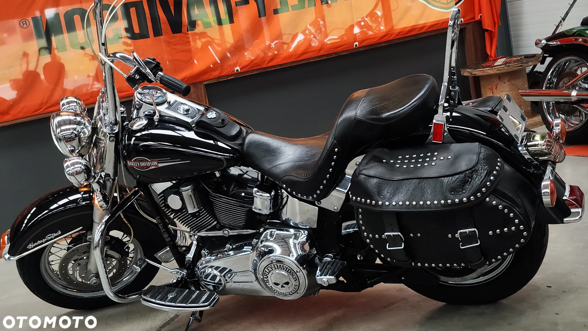 Harley-Davidson Softail Heritage Classic - 10