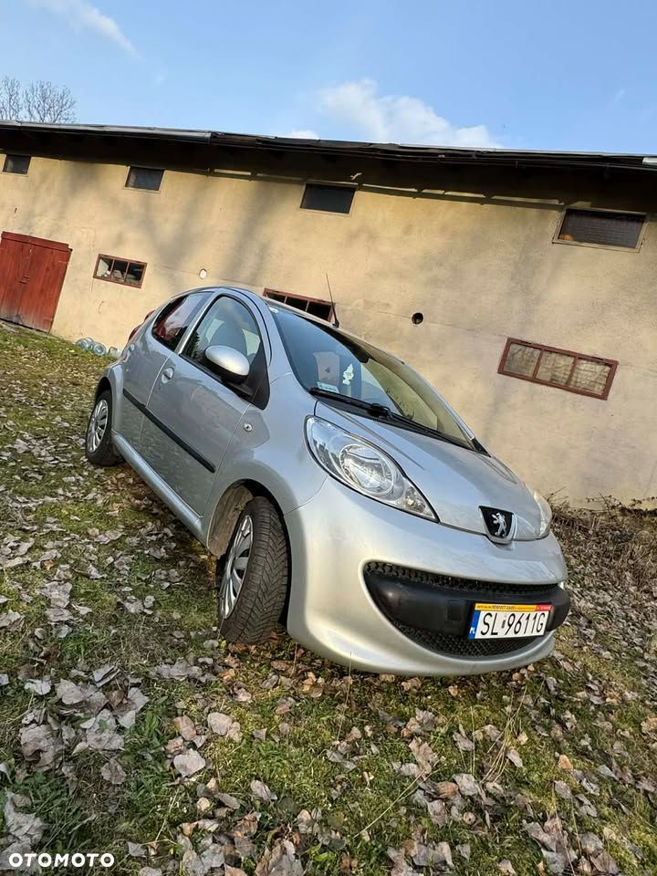 Peugeot 107 - 1