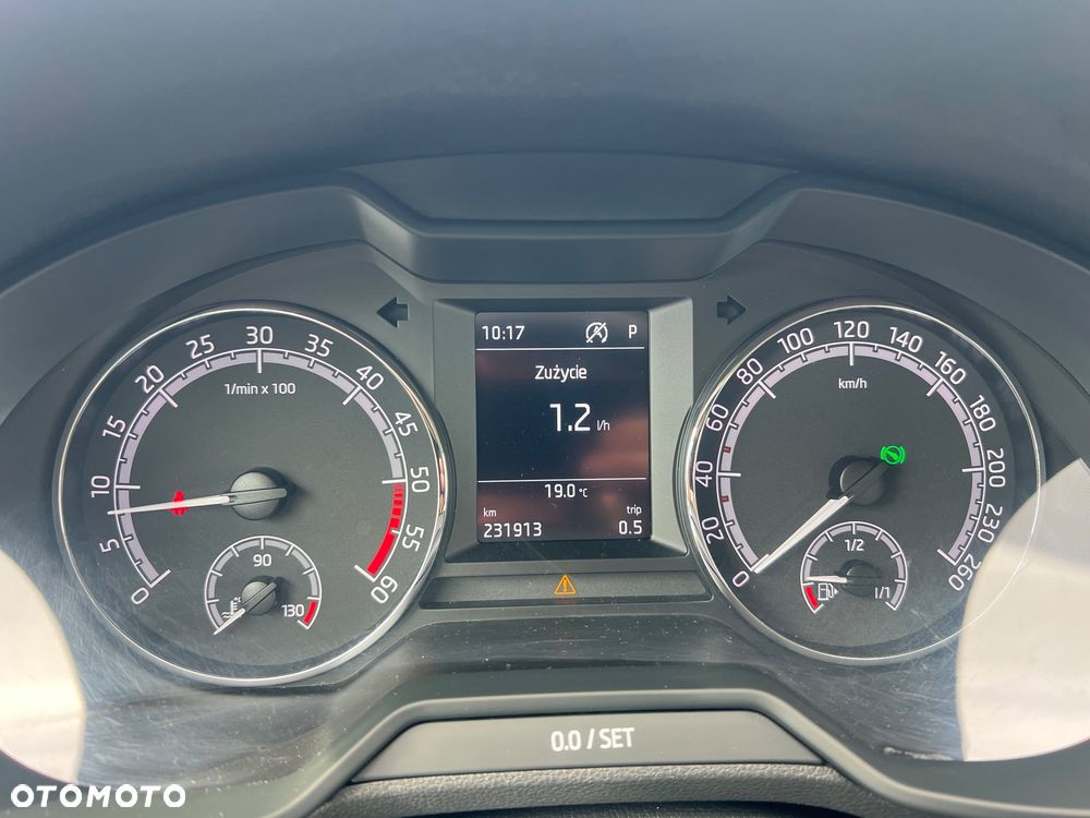 Skoda Octavia 2.0 TDI SCR Ambition DSG - 19