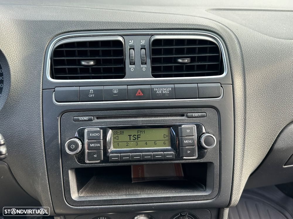 VW Polo 1.2 Confortline - 36
