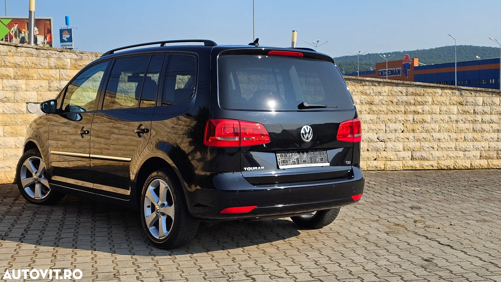 Volkswagen Touran 1.4 TSI DSG Highline - 3