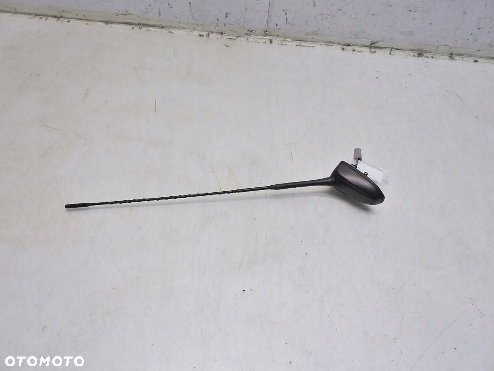 ANTENA HYUNDAI i30 I - 6