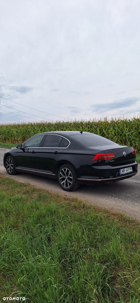 Volkswagen Passat 2.0 TDI BMT Highline - 9