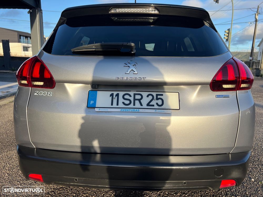 Peugeot 2008 1.2 PureTech Style - 20