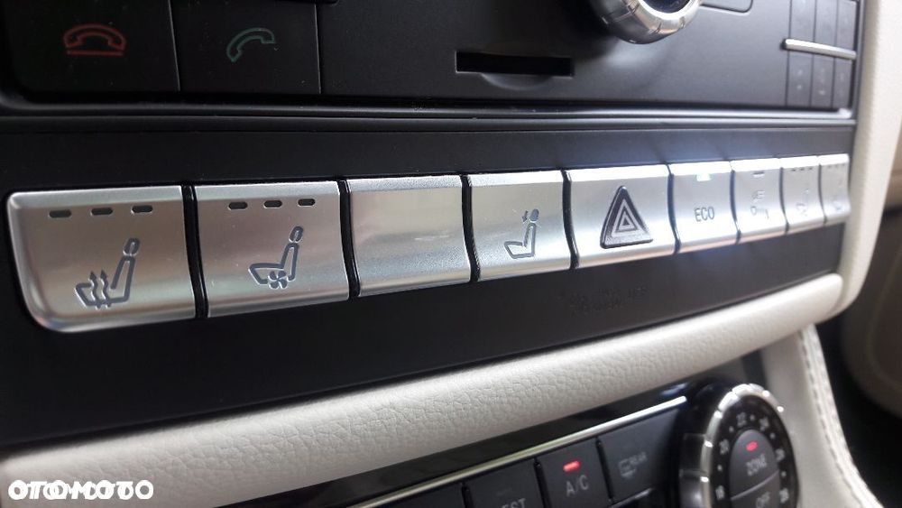 Mercedes-Benz CLS 350 BlueTEC 4-Matic - 32