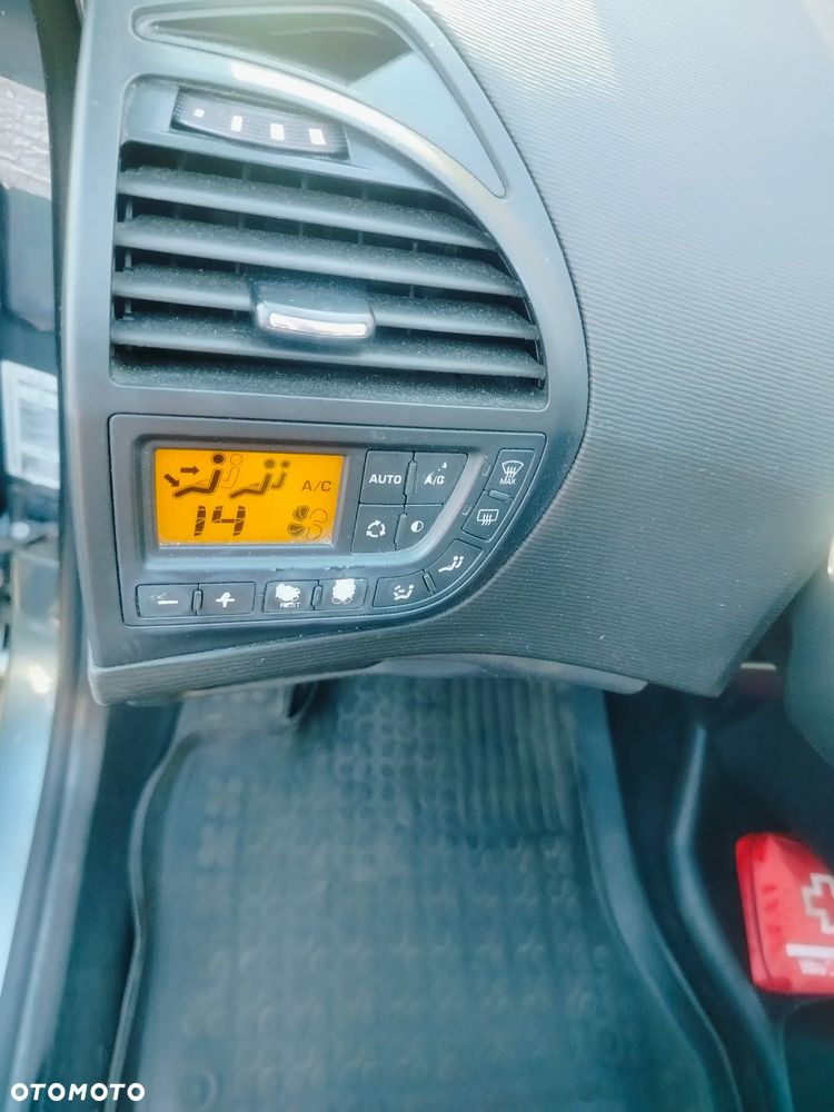 Citroën C4 Picasso - 9