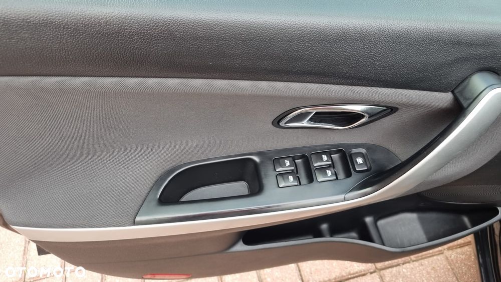 Kia Ceed 1.6 GDI Dream-Team Edition - 14