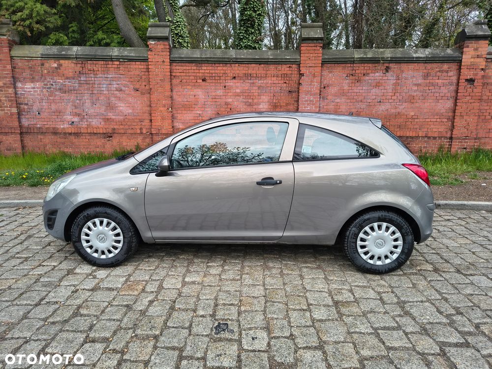 Opel Corsa 1.2 16V Enjoy - 1