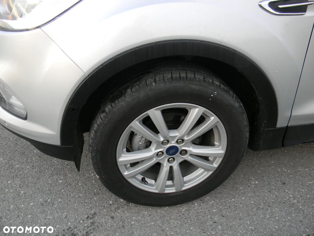 Ford Kuga 1.5 EcoBoost 2x4 Business Edition - 6