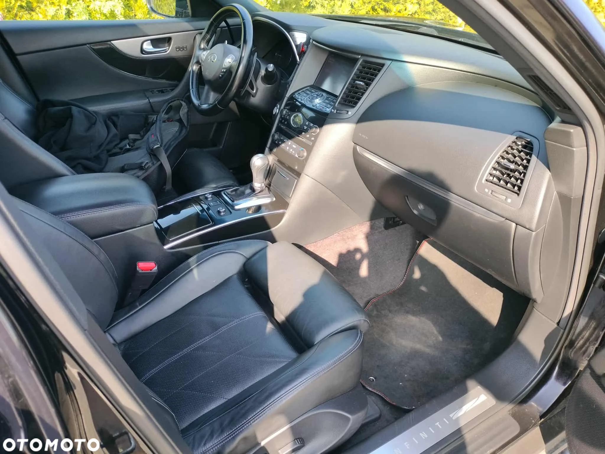 Infiniti QX70 ver-3-0d-s-premium - 7
