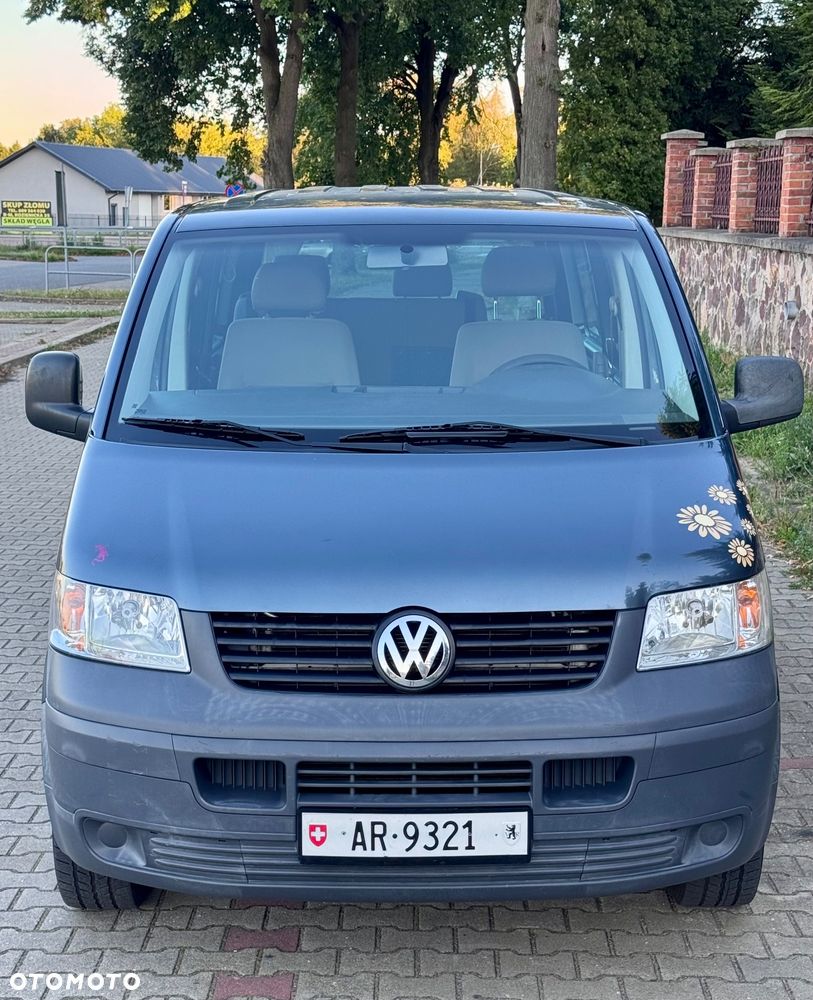 Volkswagen Multivan - 8