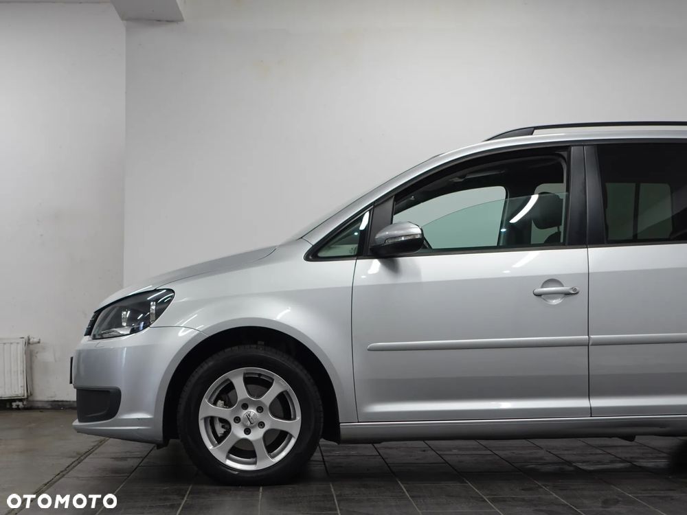 Volkswagen Touran 1.6 TDI DPF BlueMotion Technology DSG Comfortline - 17