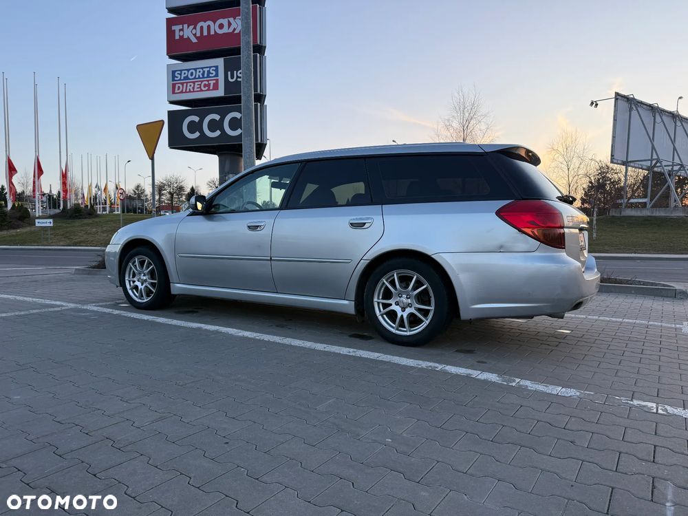 Subaru Legacy 2.5i AT - 4