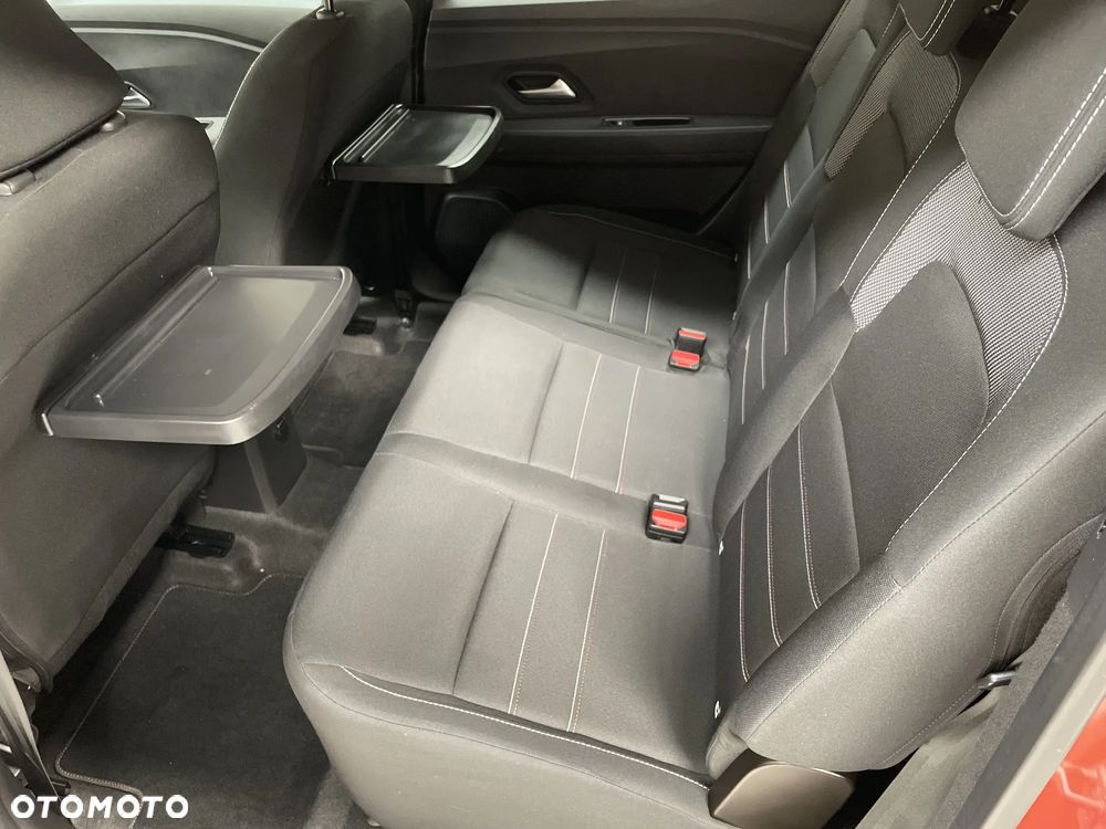 Dacia Jogger 1.0 TCe Extreme 7os - 17
