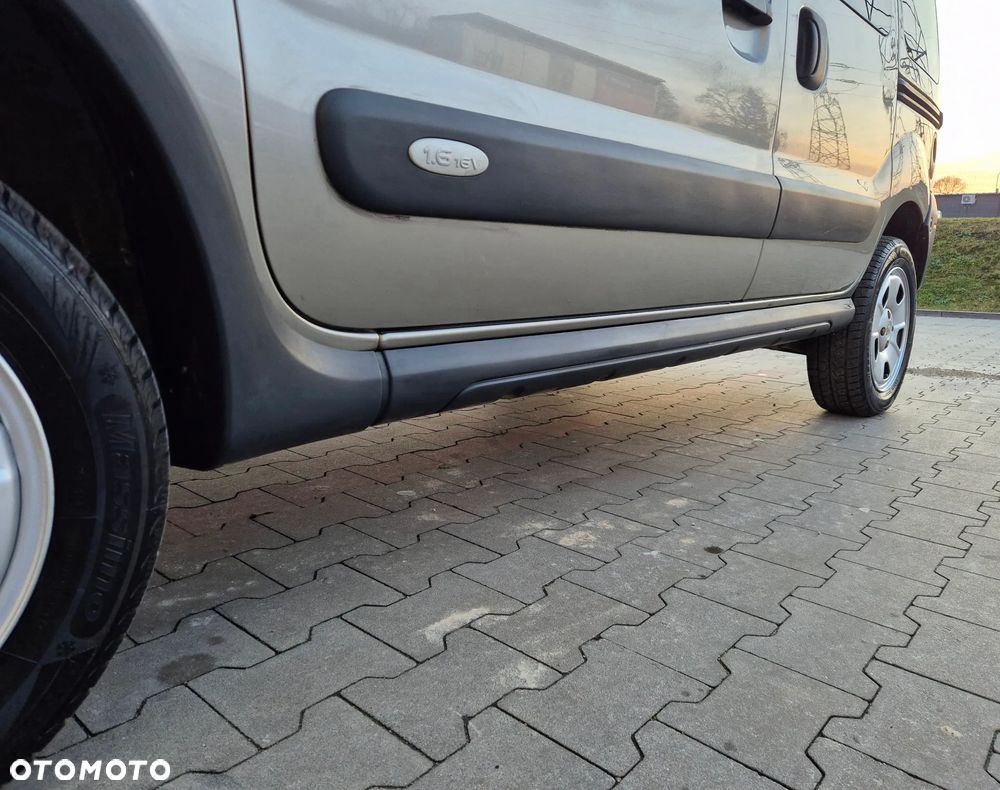 Renault Kangoo 4x4 1.6 16V Limited - 26