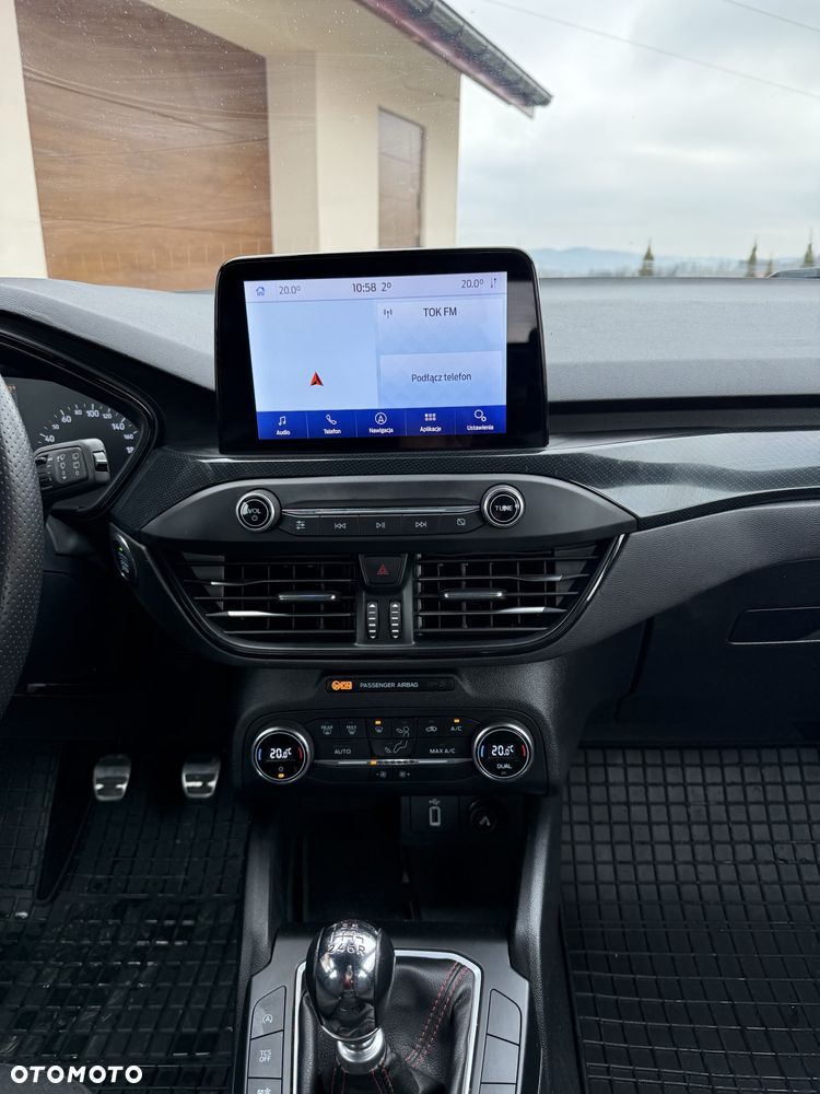 Ford Focus - 8
