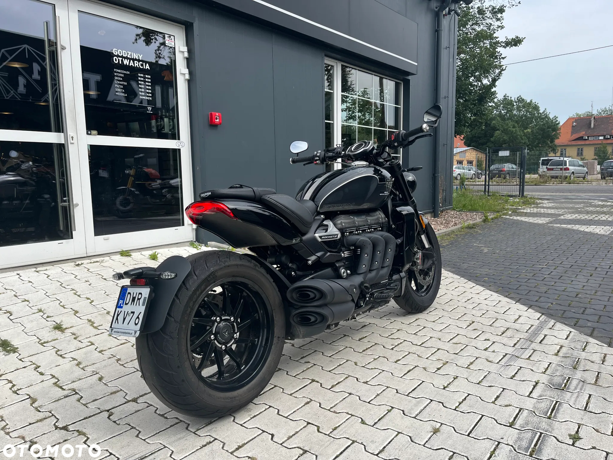 Triumph Rocket - 4