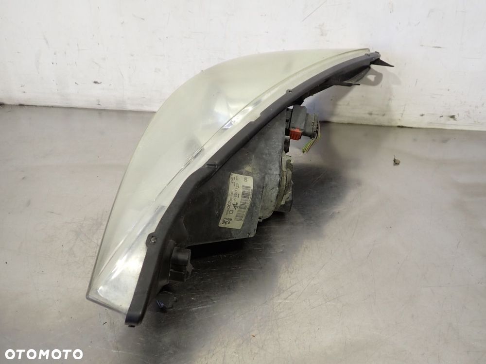 LAMPA PRAWA PRZEDNIA PEUGEOT 207 9686606280 - 3