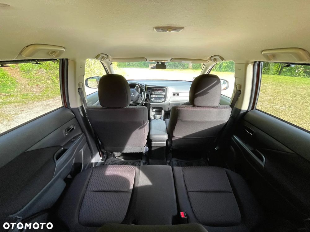 Mitsubishi Outlander 2.0 Intense - 7