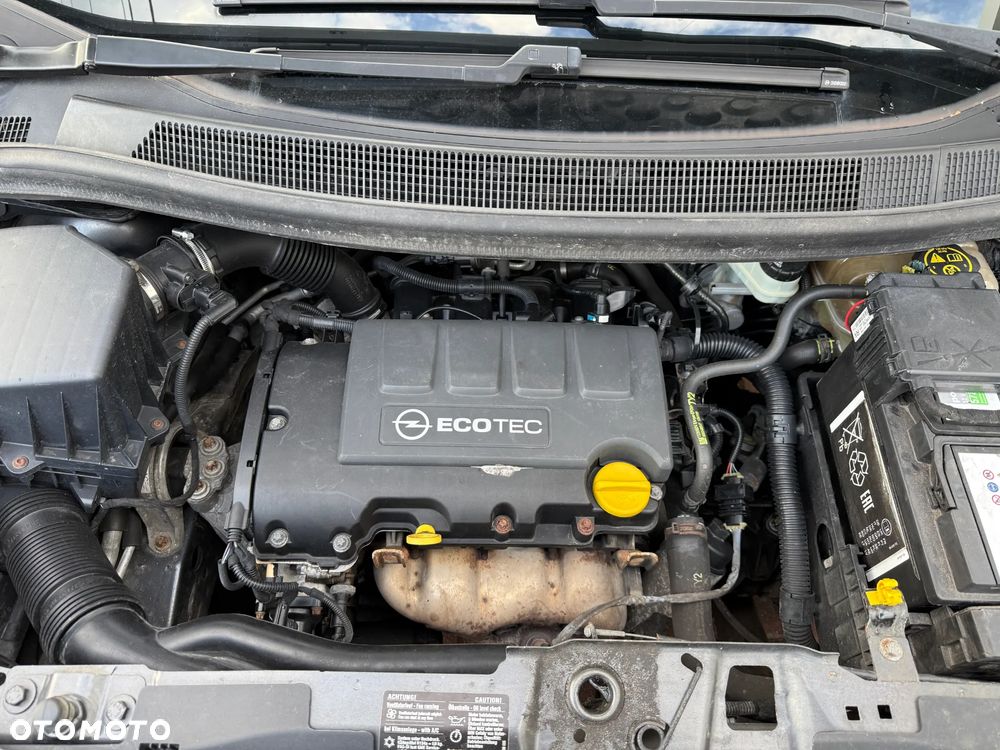 Opel Meriva 1.4 Design Edition - 23