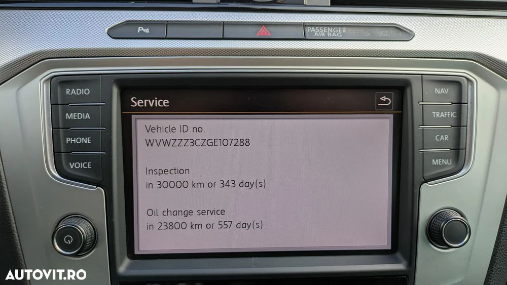 Volkswagen Passat Variant 2.0 TDI DSG Comfortline - 28